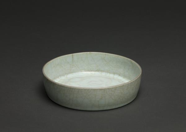 官窯 青瓷印花龍紋洗