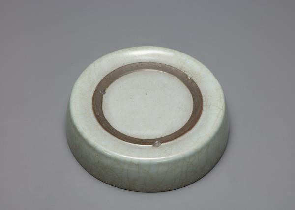 官窯 青瓷印花龍紋洗