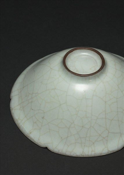 官窯 青瓷葵口碗