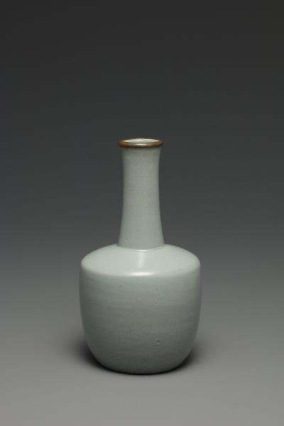 汝窯 青瓷紙槌瓶 「奉華」銘