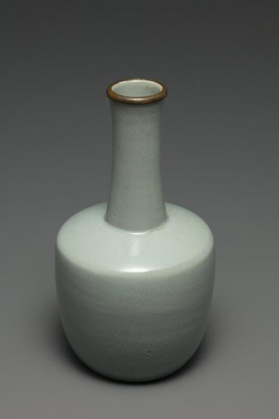 汝窯 青瓷紙槌瓶 「奉華」銘