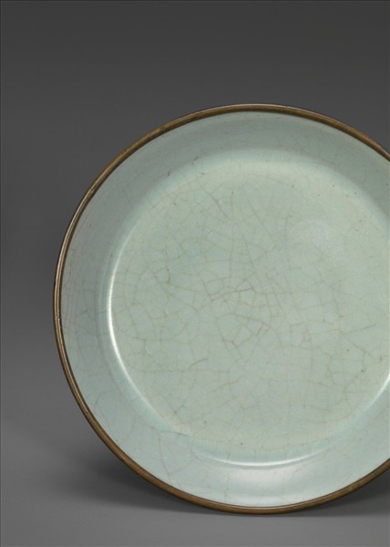 汝窯 青瓷碟 「丙」字銘