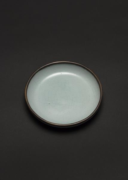 汝窯青瓷洗「奉華」銘- 故宮