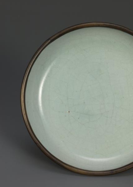 汝窯青瓷洗「奉華」銘- 故宮