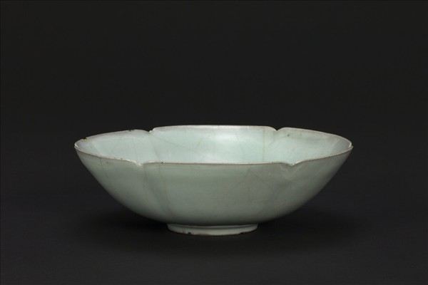 官窯 青瓷葵口碗