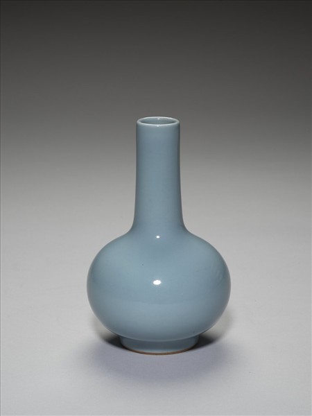 青瓷長頸瓶