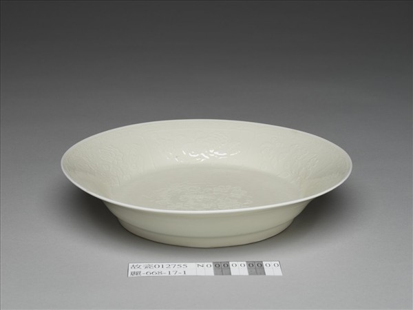 白瓷印花花卉紋盤