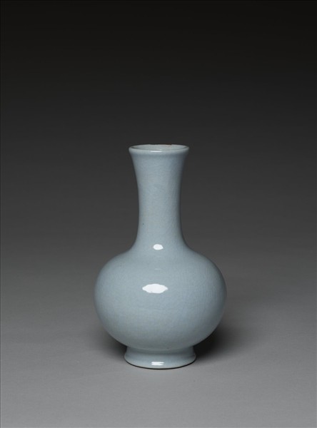 青瓷長頸瓶