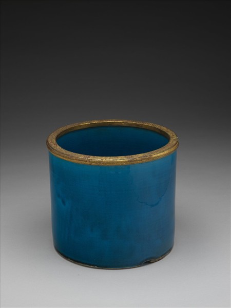 孔雀藍釉筆筒