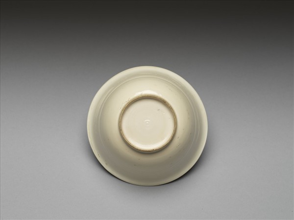 彭窯 白瓷弦紋杯