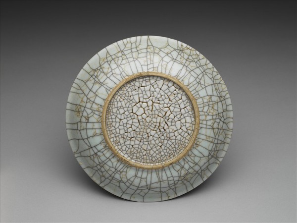 仿哥釉盤