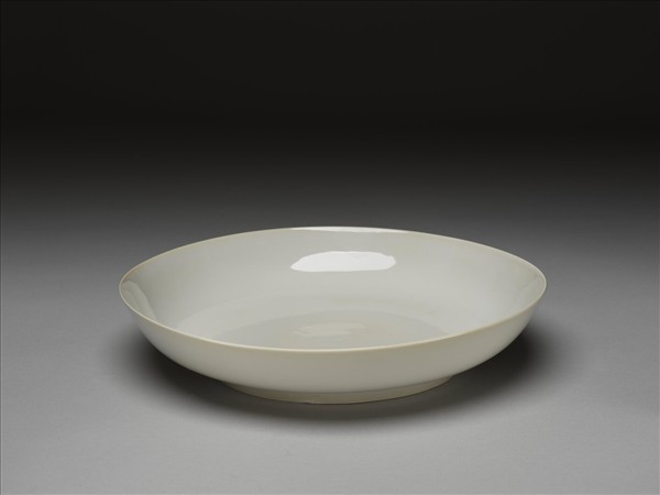 甜白釉盤