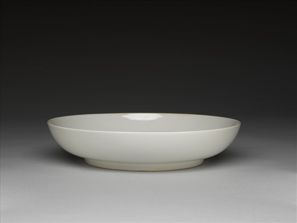 甜白釉盤