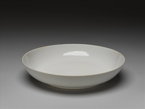 甜白釉盤