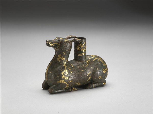 錯金銀銅鹿形表座