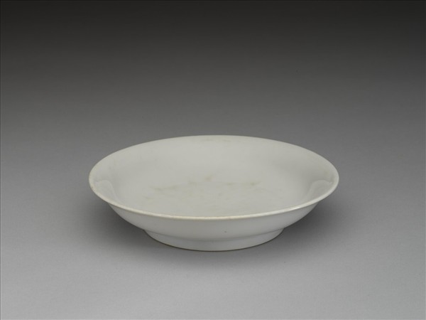 白瓷碟