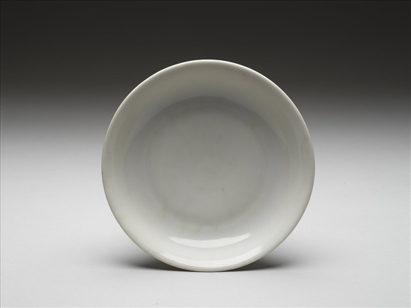 白瓷碟