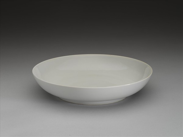 甜白釉盤