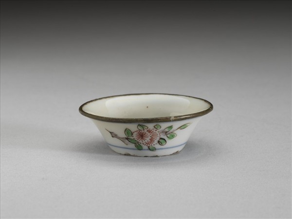 五彩花卉紋銅口套杯