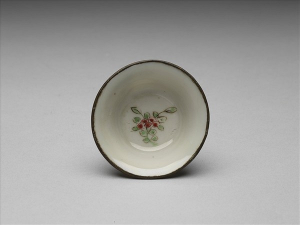 五彩花卉紋銅口套杯