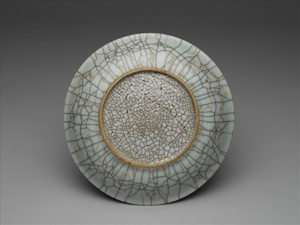 仿哥釉盤