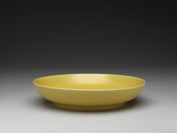 黃釉盤