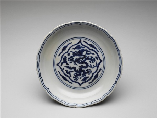 青花龍紋花式盤