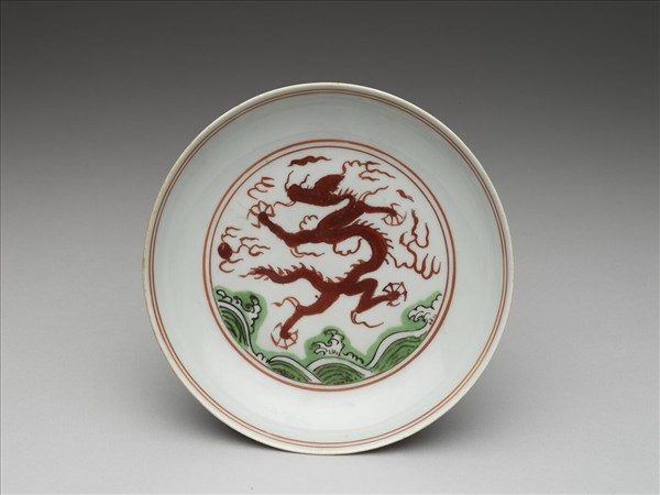 紅綠彩龍紋盤