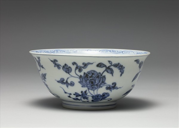 青花花果紋碗