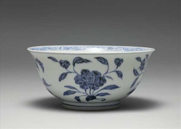 青花花果紋碗