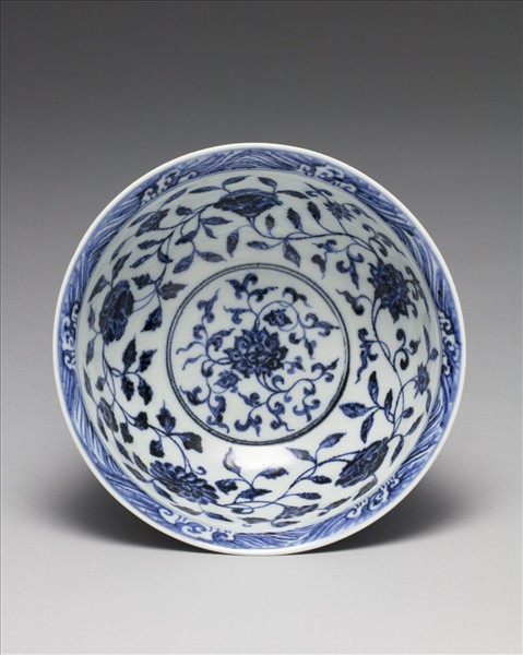青花蓮紋碗