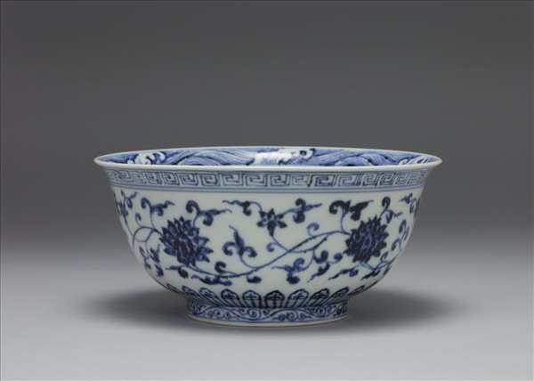 青花蓮紋碗