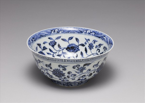 青花蓮紋碗