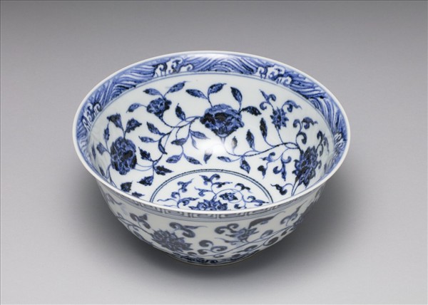青花蓮紋碗