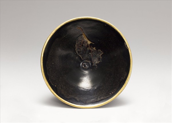 吉州窯 烏金釉葉紋碗