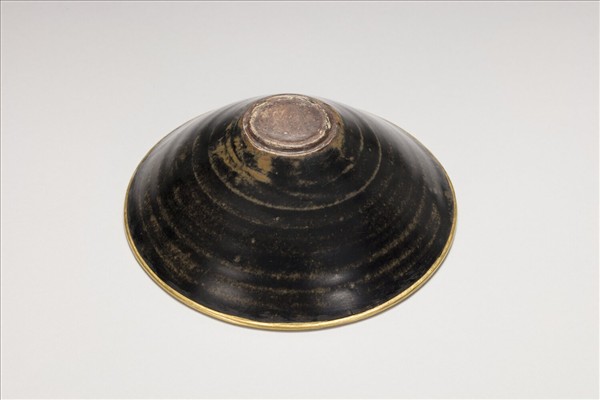 吉州窯 烏金釉葉紋碗