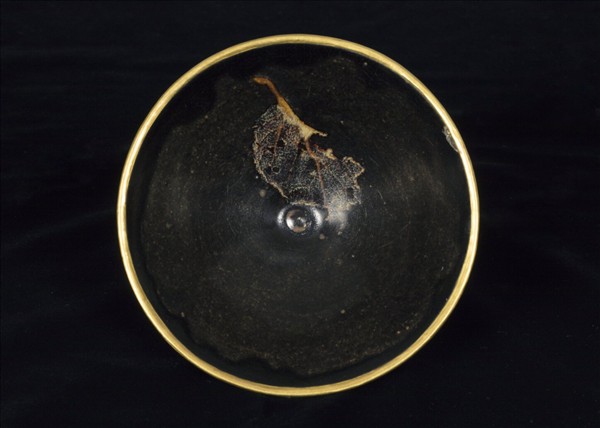 吉州窯 烏金釉葉紋碗