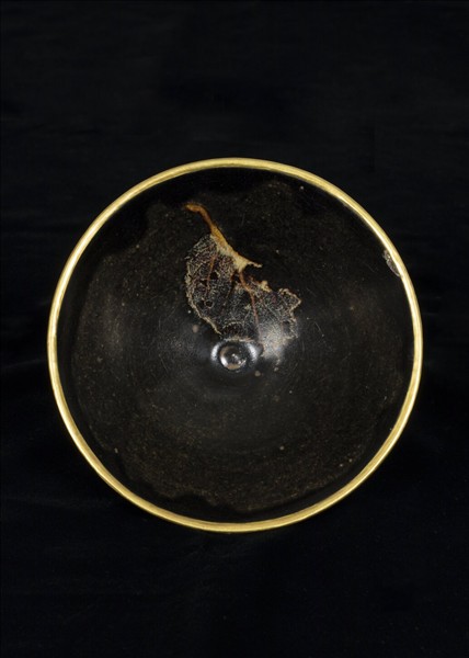 吉州窯 烏金釉葉紋碗