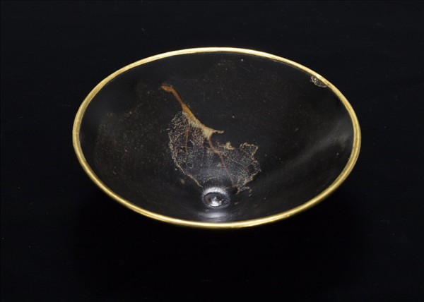 吉州窯 烏金釉葉紋碗