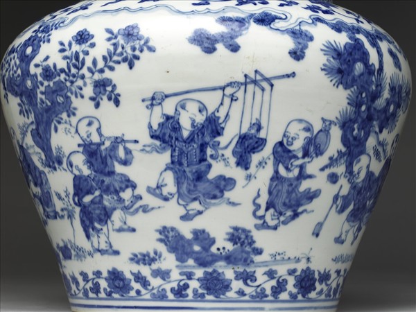 青花嬰戲圖蓋罐