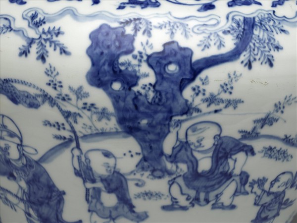 青花嬰戲圖蓋罐