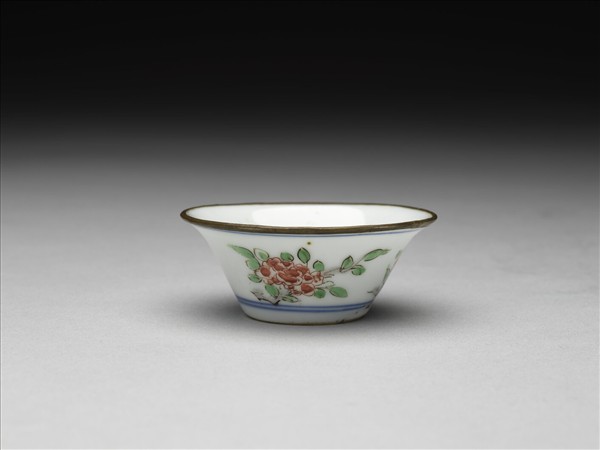 五彩花卉紋銅口套杯