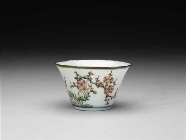 五彩花卉紋銅口套杯