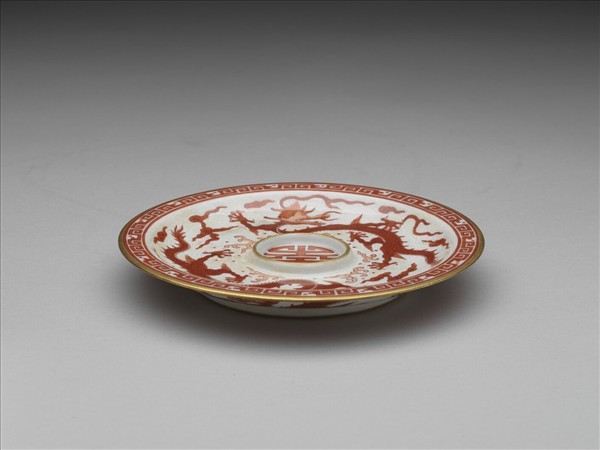 紅彩描金雲龍紋盤