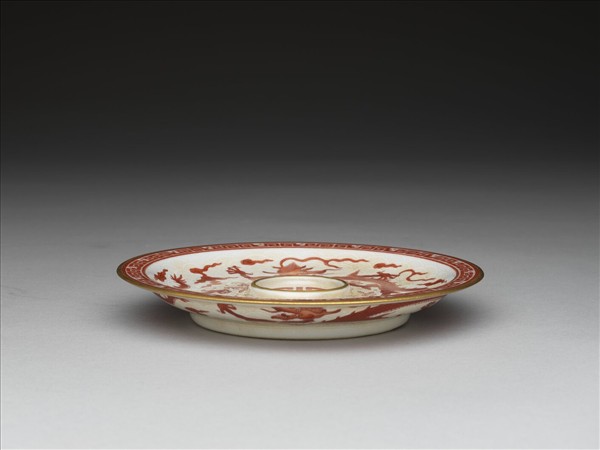 紅彩描金雲龍紋盤