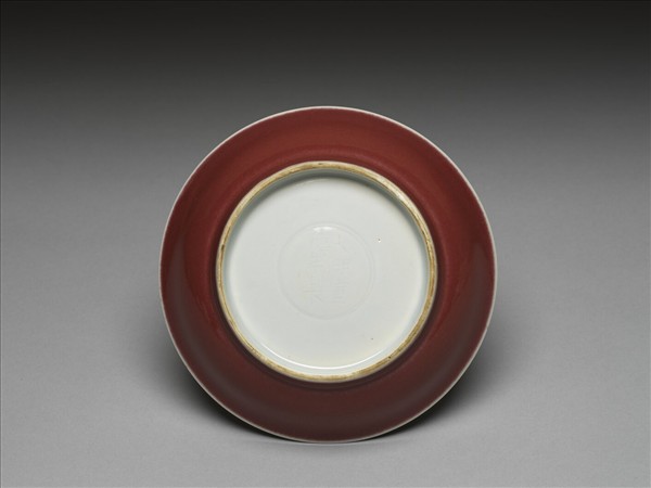霽紅釉白裡盤