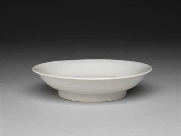 甜白釉碟
