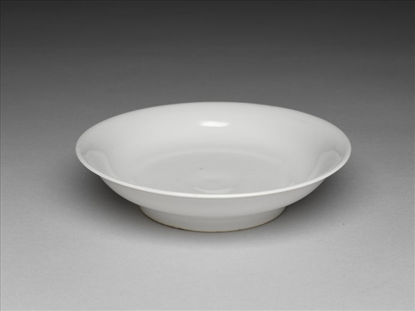 甜白釉碟