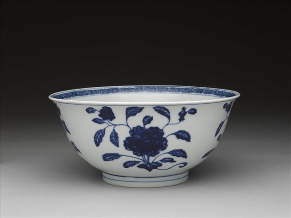 青花花果紋碗