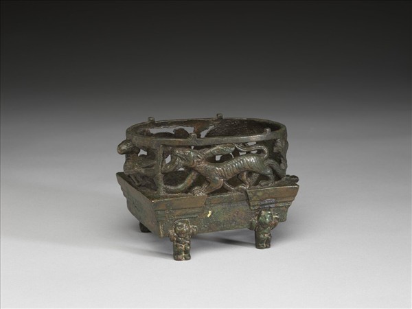 銅四神獸染爐